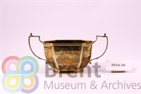 TH\CT\Museum catalogue\3D objects\2014_10_d_th.jpg; 2014.10; Sugar bowl; Sugar bowl